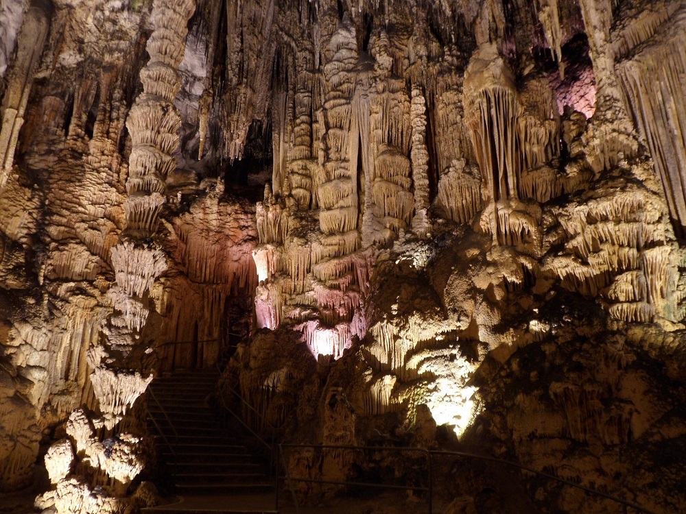 lebanon cave