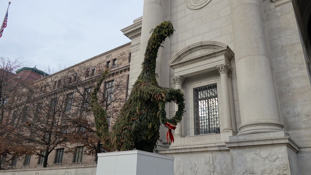New York Dinosaur Christmas Tree