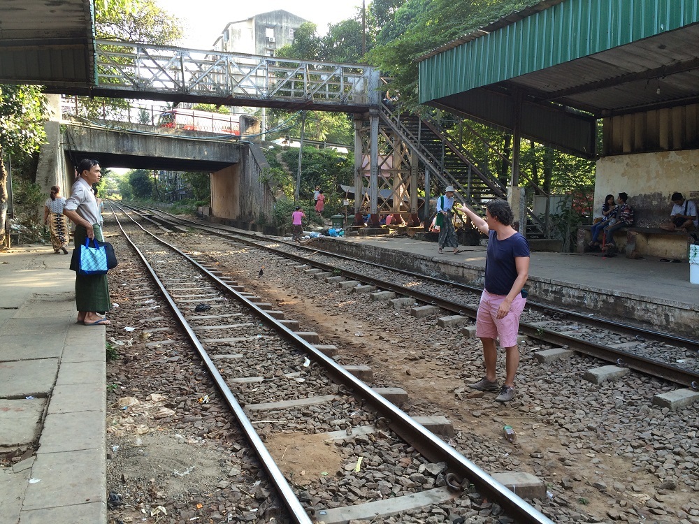 Yangon circle train